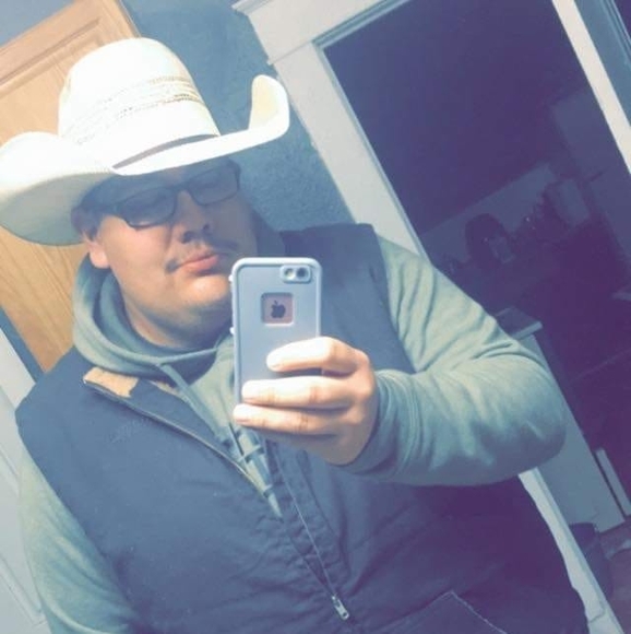 Profile Picture of Troy Perez (@trex94) on Poshmark