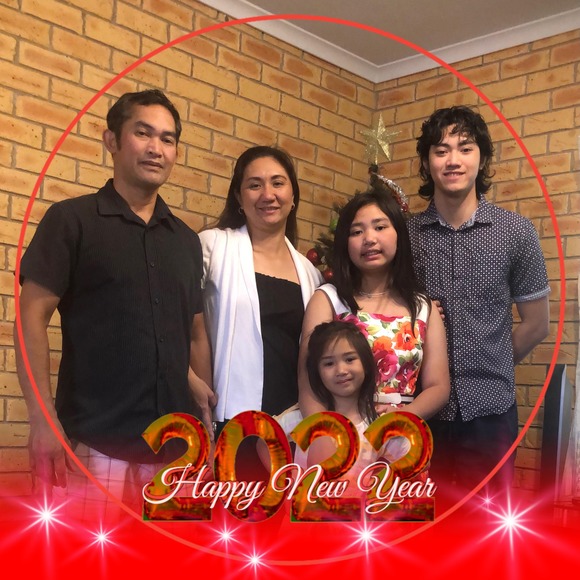 Profile Picture of Lorena Caoili (@lorena_caoili) on Poshmark