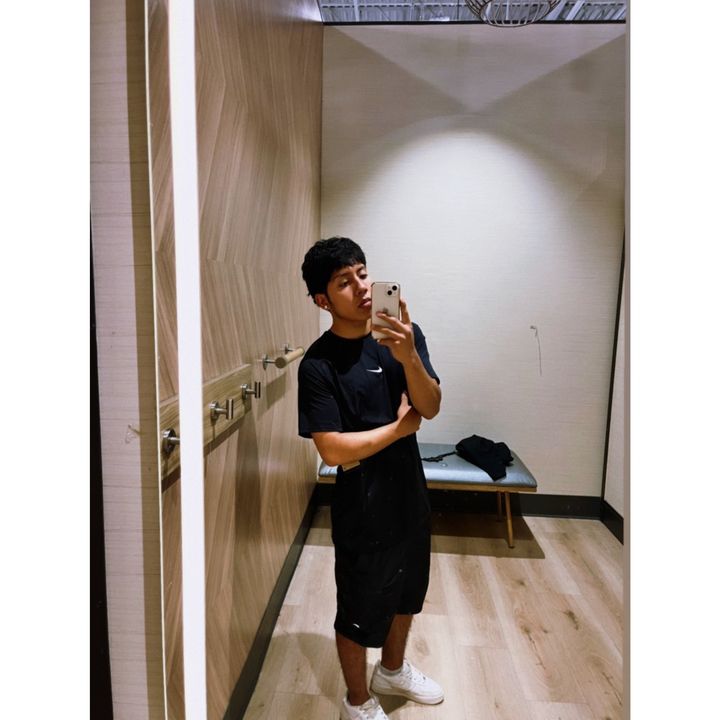 Profile Picture of 💣 Paul_Alexander 👑🔥 (@paul_alexander2005) on Tiktok