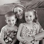 Profile Picture of Kim Deaton (@kikideaton) on Instagram