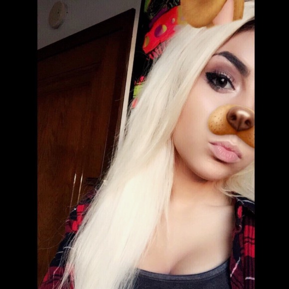 Profile Picture of Kaileigh Campbell (@kaisaesthetic) on Poshmark