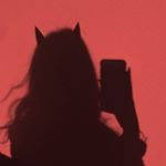 Profile Picture of ♛ 𝙚  𝙫  𝙖 ♛ (@eva.antonovaa) on Instagram