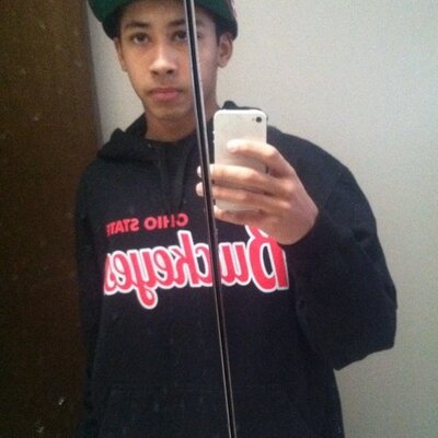 Profile Picture of derek shafferon Twitter