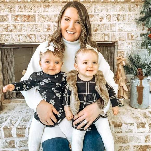 Katie Mahany - Poshmark Profile Picture of Katie Mahany (@katiem717) on Poshmark