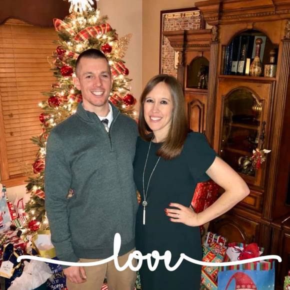 Profile Picture of Erin Wetherill (@ebear017) on Poshmark