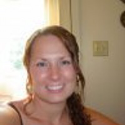 Profile Picture of Christina Grove (@Clgrove) on Twitter