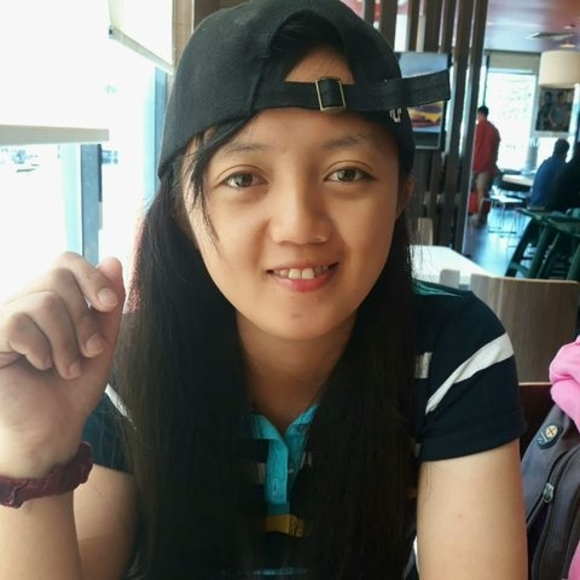 Profile Picture of Jerlyn Quintos (@jerlynquintos) on Poshmark