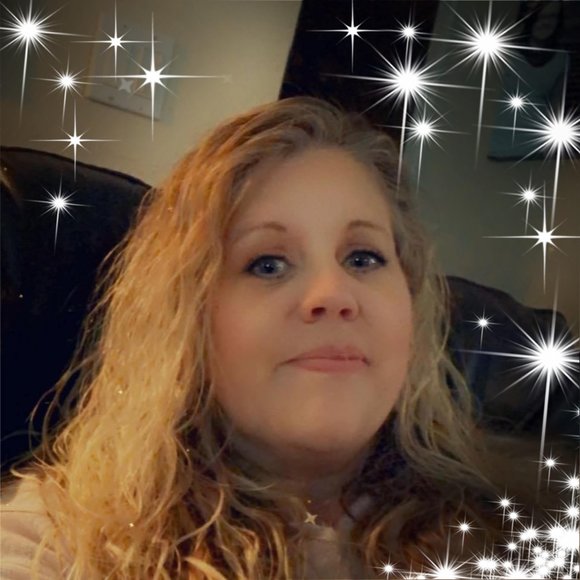 Profile Picture of Treena Johnson (@treenajohnson) on Poshmark