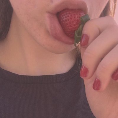 Profile Picture of Florence 🍒 (@GoddessFlorenc) on Twitter