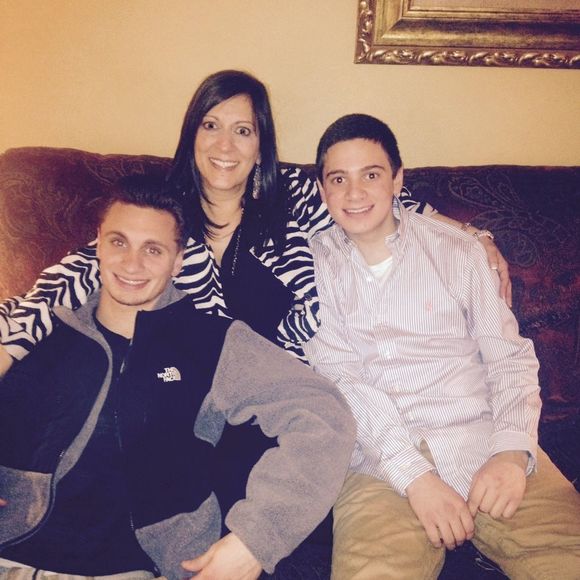 Profile Picture of Joe Latella (@gatorsfan72) on Poshmark