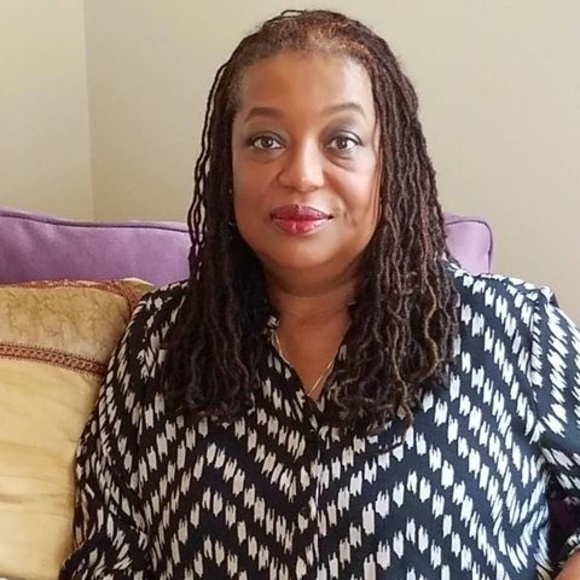 Profile Picture of Dawn Kemp (@kemp2128) on Poshmark