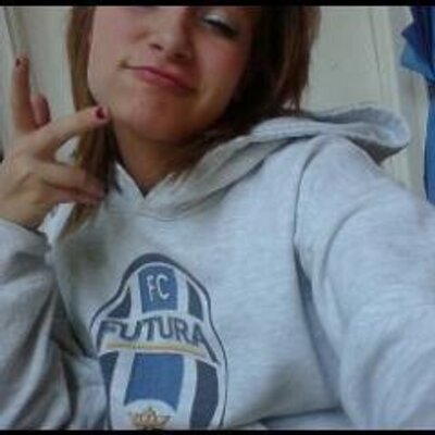 Profile Picture of Brooke (@devault_brooke) on Twitter