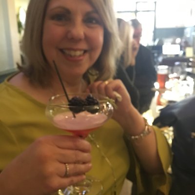 Profile Picture of Mandy Horner (@mandhorner) on Twitter
