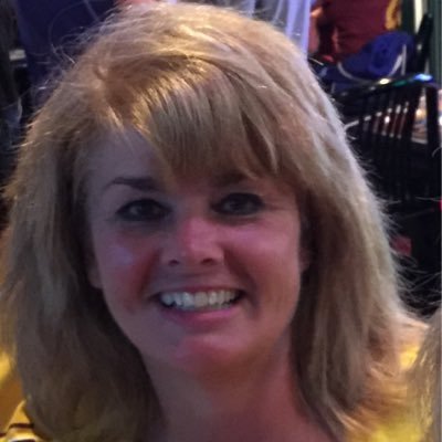 Profile Picture of Randi (@RandiHarbaugh) on Twitter
