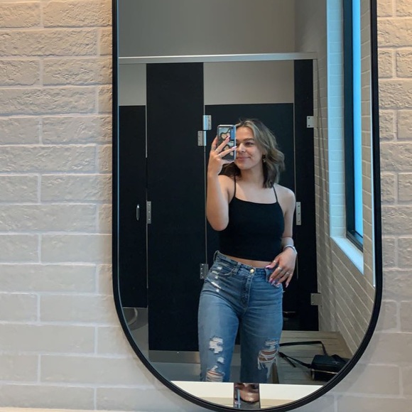 Profile Picture of Megan Mohr (@megan_mohr) on Poshmark