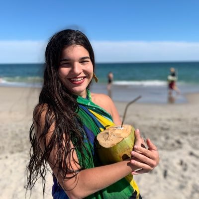 Profile Picture of Isabella Cortez Steele (@byneslife) on Twitter