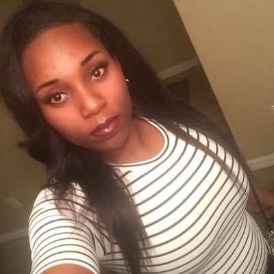 Profile Picture of Lisa Bernard (@UAlreadyKno_21_) on Twitter