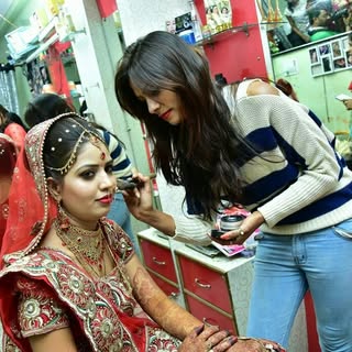 Profile Picture of varsha bhati (@bhat_varsha) on Instagram