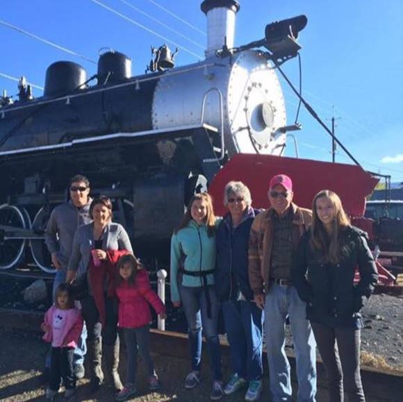 Profile Picture of Jennifer Dubbert (@rutl1016) on Poshmark