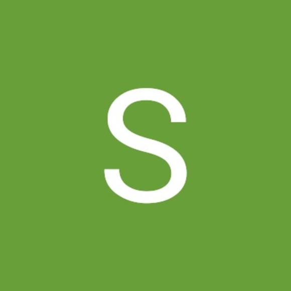 Profile Picture of Sovren Eustace (@sovreneustace) on Poshmark