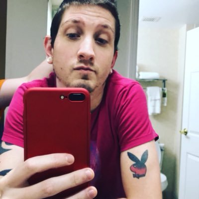 Profile Picture of Bobby Robbins (@BobbyRo97672032) on Twitter