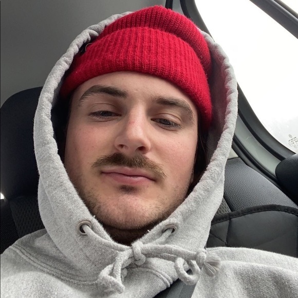Profile Picture of Felix-antoine Trempe (@f_trempe) on Poshmark