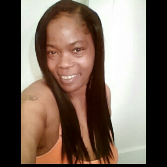 Shareefah Glenn - Poshmark Profile Picture of Shareefah Glenn (@blackbeautyprg) on Poshmark
