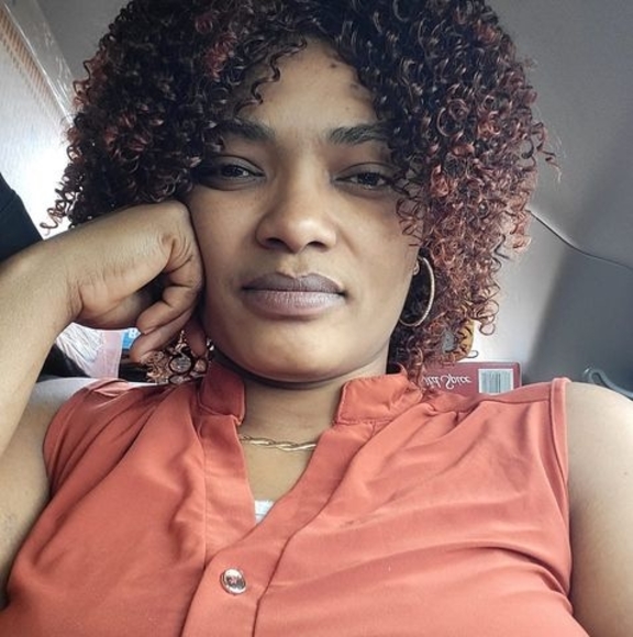 Profile Picture of Edlaine Pierre louis (@edlainepierre) on Poshmark