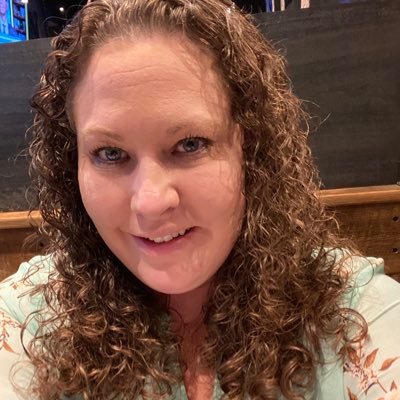 Profile Picture of Joy Burgess (@JoyRenee83) on Twitter