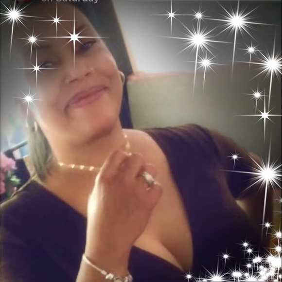 Profile Picture of Marvett Jones-dabney (@msimpson8039) on Poshmark