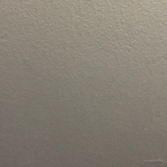 Profile Picture of Tony Salas (@tonysal87) on Poshmark