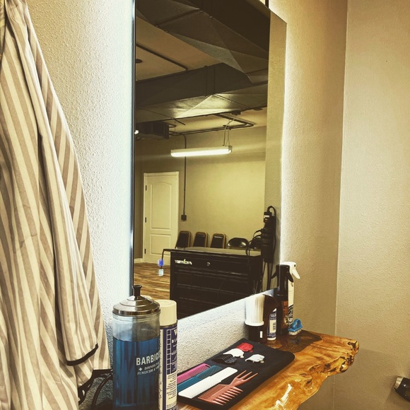 Profile Picture of Tyler Chilton (@ftb424) on Poshmark