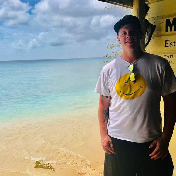 Profile Picture of Devan Mccaw (@methodthc) on Poshmark