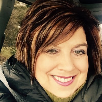 Lynette Parker - Twitter Profile Picture of Lynette Parker (@netterparks) on Twitter