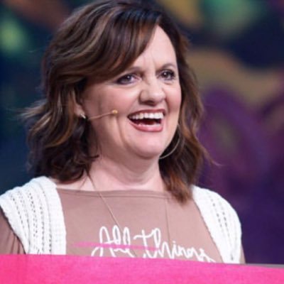 Profile Picture of Debbie Lindell (@debbielindell) on Twitter