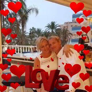 Profile Picture of Louise Parsonage (@louise.darcy.71) on Facebook