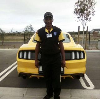 Profile Picture of Clive Hendricks (@clive.hendricks.167) on Facebook