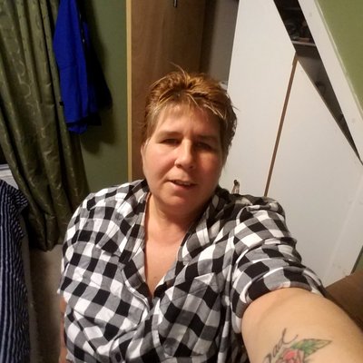 Profile Picture of Lisa Proulx (@lisaproulx1) on Twitter