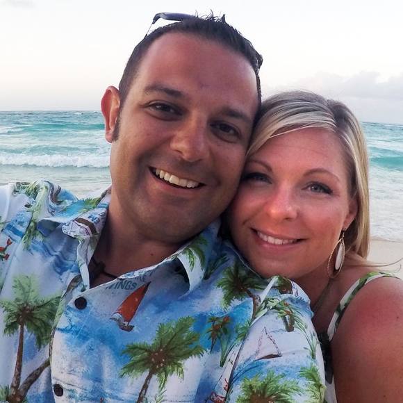 Profile Picture of Andrew Vaughn (@andrewvaughn) on Poshmark