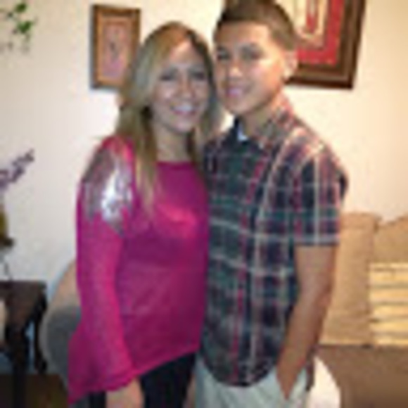 Profile Picture of Nancy Toledo (@nancy_toledo) on Poshmark