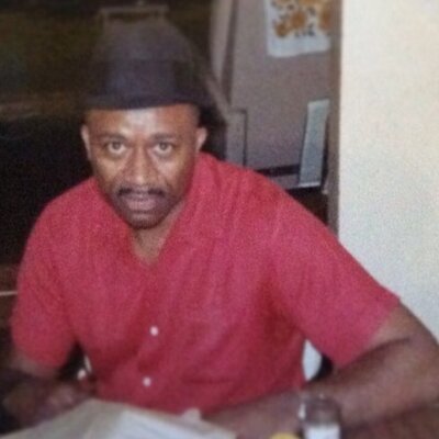 Profile Picture of Adam F. Niles (@vassarlu) on Twitter