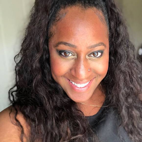 Brittany Hyter - Poshmark Profile Picture of Brittany Hyter (@bhyter) on Poshmark