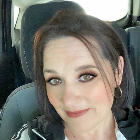 Profile Picture of Lisa Fuoco (@lisam40) on Poshmark