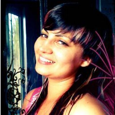Profile Picture of Annette Simon (@UltraGleam) on Twitter