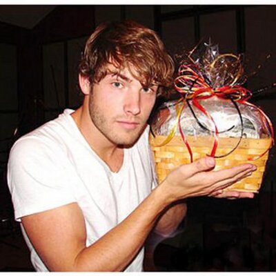 Profile Picture of JonMcLaughlinBrasil (@JonMcLaughlinBR) on Twitter
