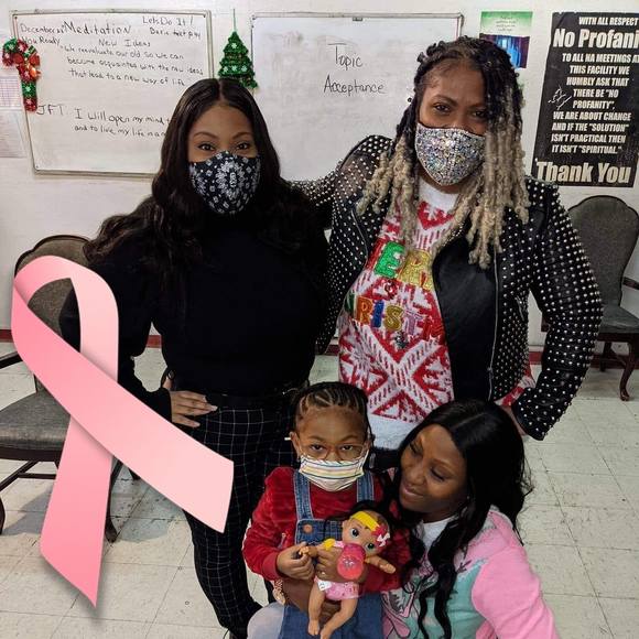 Profile Picture of Darshenava Magee (@darshenavam) on Poshmark