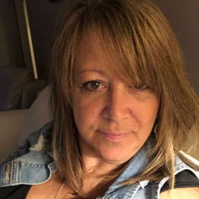 Profile Picture of Lori Lipp (@LippLori) on Twitter