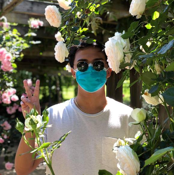 Profile Picture of John Blanco (@johnblanco121) on Poshmark