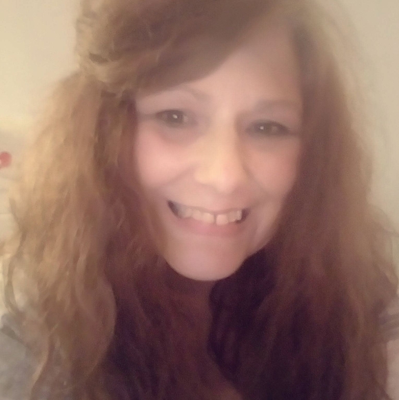 Profile Picture of Benetta Prano (@benill) on Poshmark