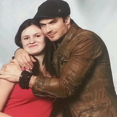 Profile Picture of Ayleen Guthoff (@vampirefan2010) on Twitter